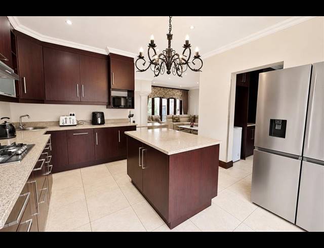 4 BEDROOM PROPERTY TO RENT IN SANDOWN